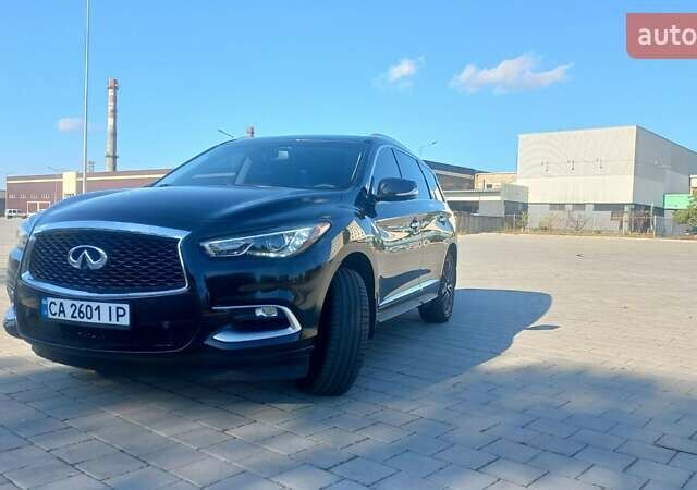 Черный Инфинити QX60, объемом двигателя 3.5 л и пробегом 145 тыс. км за 18000 $, фото 1 на Automoto.ua