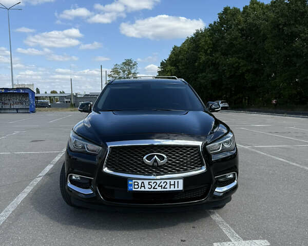 Чорний Інфініті QX60, об'ємом двигуна 3.5 л та пробігом 146 тис. км за 21000 $, фото 1 на Automoto.ua