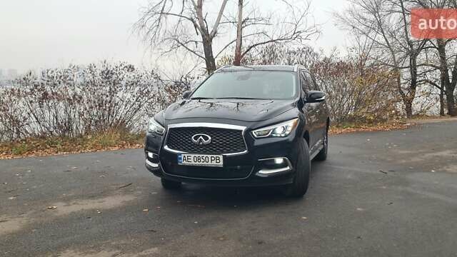 Черный Инфинити QX60, объемом двигателя 3.5 л и пробегом 76 тыс. км за 24500 $, фото 1 на Automoto.ua