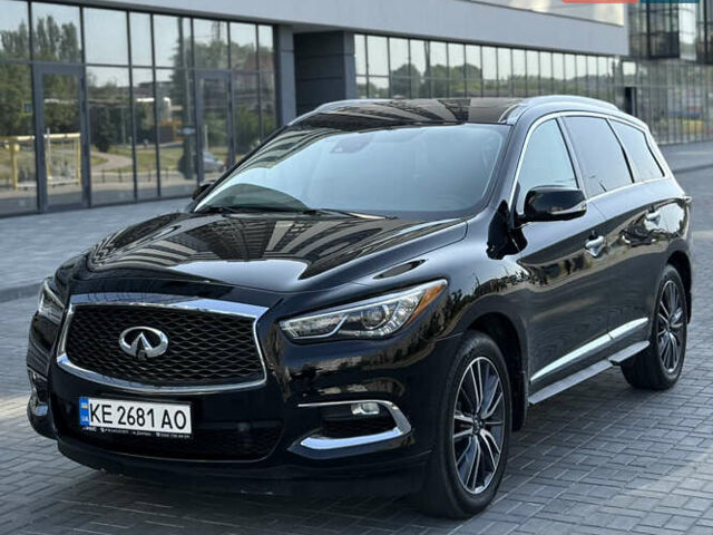 Черный Инфинити QX60, объемом двигателя 3.5 л и пробегом 144 тыс. км за 19999 $, фото 1 на Automoto.ua