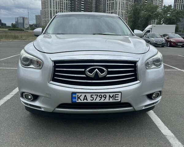 Сірий Інфініті QX60, об'ємом двигуна 3.5 л та пробігом 197 тис. км за 15999 $, фото 1 на Automoto.ua