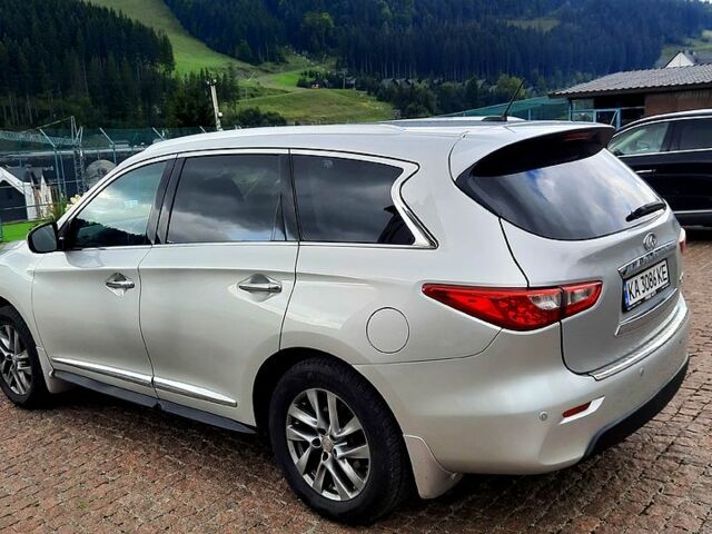 Сірий Інфініті QX60, об'ємом двигуна 3.5 л та пробігом 189 тис. км за 17300 $, фото 1 на Automoto.ua