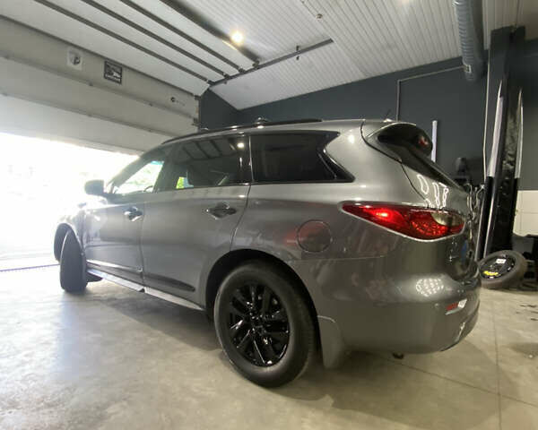 Серый Инфинити QX60, объемом двигателя 3.5 л и пробегом 120 тыс. км за 14500 $, фото 1 на Automoto.ua