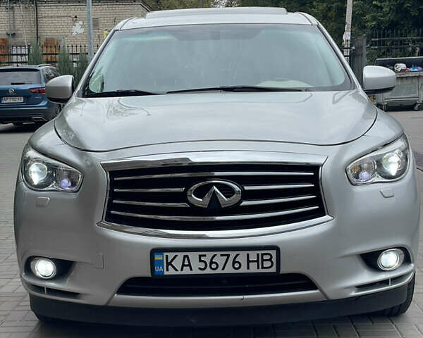 Сірий Інфініті QX60, об'ємом двигуна 3.5 л та пробігом 190 тис. км за 13000 $, фото 1 на Automoto.ua