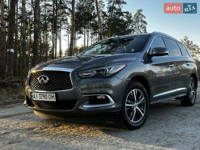 Серый Инфинити QX60, объемом двигателя 3.5 л и пробегом 122 тыс. км за 18900 $, фото 1 на Automoto.ua