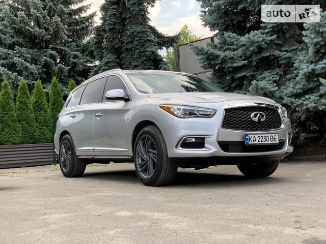 Сірий Інфініті QX60, об'ємом двигуна 3.5 л та пробігом 146 тис. км за 23000 $, фото 1 на Automoto.ua