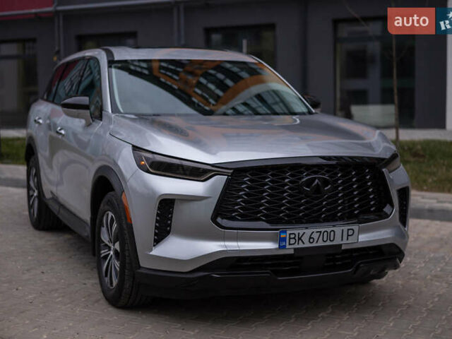 Серый Инфинити QX60, объемом двигателя 3.5 л и пробегом 20 тыс. км за 34500 $, фото 1 на Automoto.ua