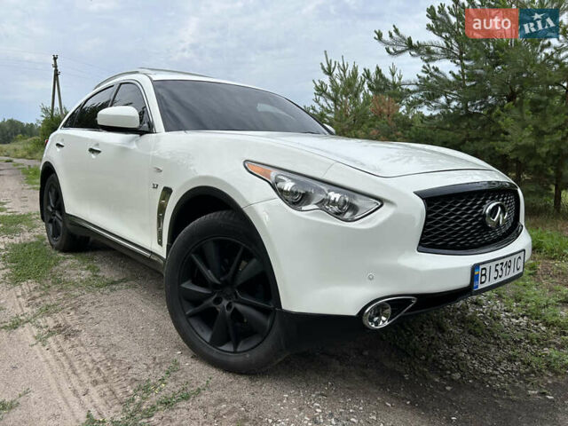 Білий Інфініті QX70, об'ємом двигуна 3.7 л та пробігом 168 тис. км за 17400 $, фото 1 на Automoto.ua