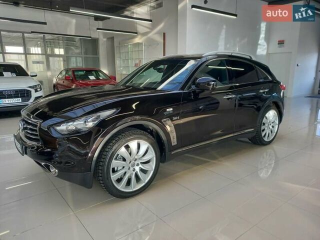Чорний Інфініті QX70, об'ємом двигуна 2.99 л та пробігом 149 тис. км за 22500 $, фото 1 на Automoto.ua