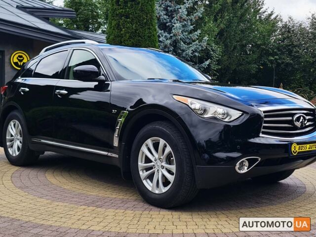 Чорний Інфініті QX70, об'ємом двигуна 3.7 л та пробігом 80 тис. км за 26499 $, фото 1 на Automoto.ua
