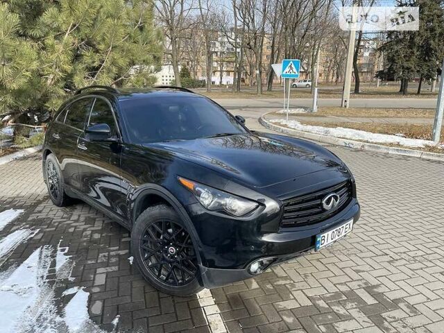 Чорний Інфініті QX70, об'ємом двигуна 3.7 л та пробігом 98 тис. км за 22600 $, фото 1 на Automoto.ua