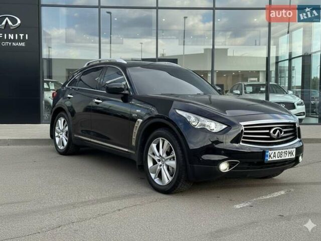 Черный Инфинити QX70, объемом двигателя 2.99 л и пробегом 160 тыс. км за 19500 $, фото 1 на Automoto.ua