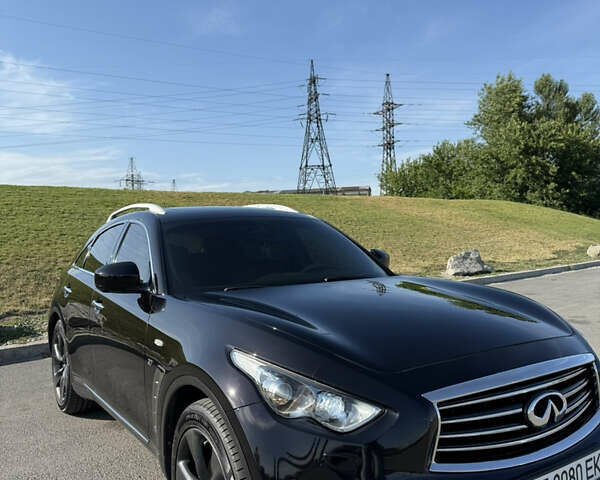 Коричневий Інфініті QX70, об'ємом двигуна 3.7 л та пробігом 130 тис. км за 18499 $, фото 1 на Automoto.ua
