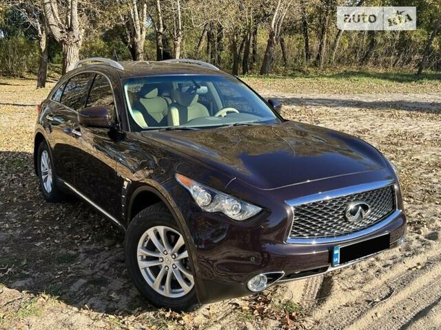 Коричневий Інфініті QX70, об'ємом двигуна 3.7 л та пробігом 81 тис. км за 23900 $, фото 1 на Automoto.ua