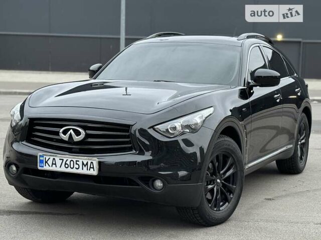 Инфинити QX70, объемом двигателя 3.7 л и пробегом 129 тыс. км за 17800 $, фото 1 на Automoto.ua