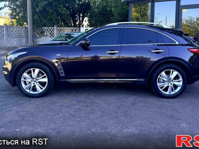 Инфинити QX70, объемом двигателя 3.7 л и пробегом 220 тыс. км за 18500 $, фото 1 на Automoto.ua