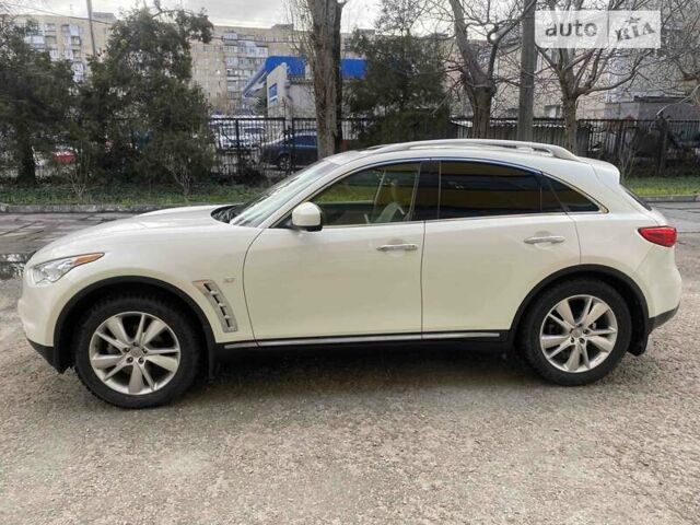 Інфініті QX70, об'ємом двигуна 3.7 л та пробігом 136 тис. км за 22000 $, фото 1 на Automoto.ua