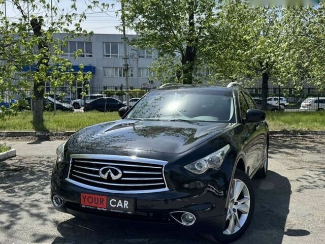 Инфинити QX70, объемом двигателя 3 л и пробегом 119 тыс. км за 20500 $, фото 1 на Automoto.ua