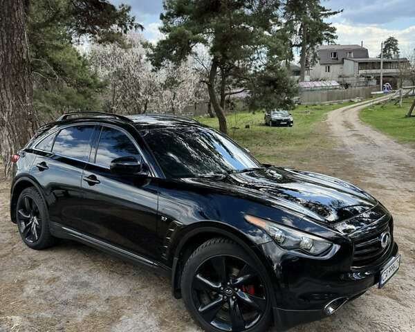 Инфинити QX70, объемом двигателя 3.7 л и пробегом 149 тыс. км за 22300 $, фото 1 на Automoto.ua