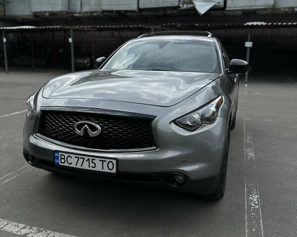 Серый Инфинити QX70, объемом двигателя 3.7 л и пробегом 113 тыс. км за 25499 $, фото 1 на Automoto.ua