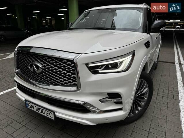Белый Инфинити QX80, объемом двигателя 5.55 л и пробегом 57 тыс. км за 44000 $, фото 1 на Automoto.ua