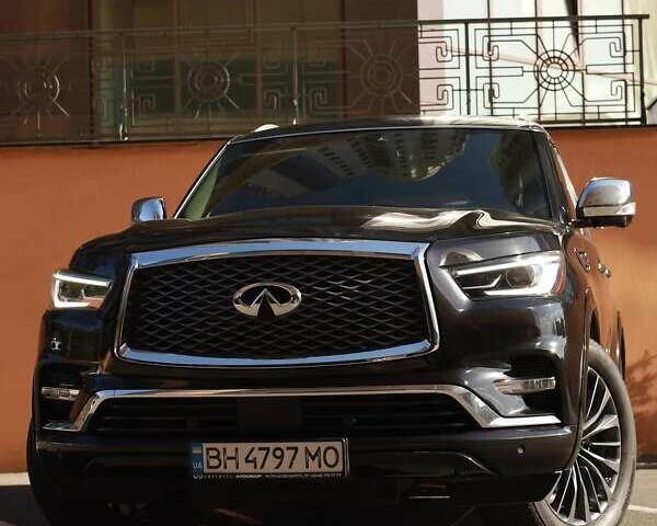 Черный Инфинити QX80, объемом двигателя 5.55 л и пробегом 95 тыс. км за 35000 $, фото 1 на Automoto.ua