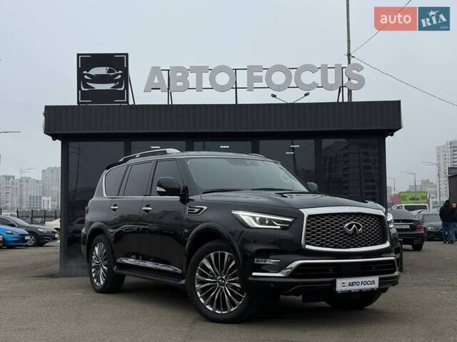 Чорний Інфініті QX80, об'ємом двигуна 5.55 л та пробігом 24 тис. км за 61990 $, фото 1 на Automoto.ua