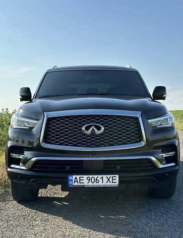 Коричневый Инфинити QX80, объемом двигателя 5.55 л и пробегом 29 тыс. км за 49999 $, фото 1 на Automoto.ua