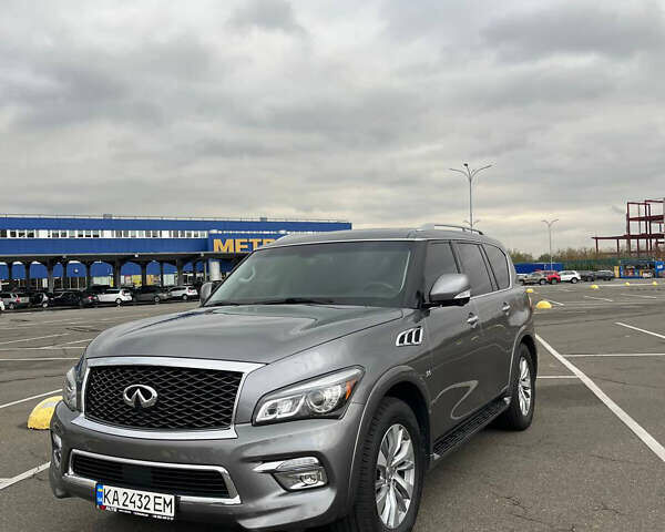 Сірий Інфініті QX80, об'ємом двигуна 5.55 л та пробігом 160 тис. км за 28000 $, фото 1 на Automoto.ua