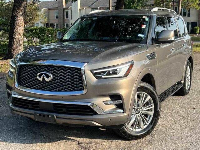 Серый Инфинити QX80, объемом двигателя 5.6 л и пробегом 67 тыс. км за 8000 $, фото 1 на Automoto.ua