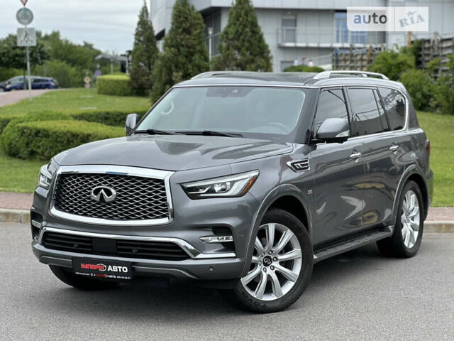 Сірий Інфініті QX80, об'ємом двигуна 5.6 л та пробігом 94 тис. км за 39900 $, фото 1 на Automoto.ua