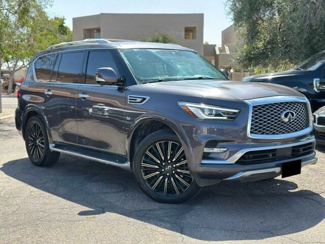 Серый Инфинити QX80, объемом двигателя 5.6 л и пробегом 50 тыс. км за 21000 $, фото 1 на Automoto.ua