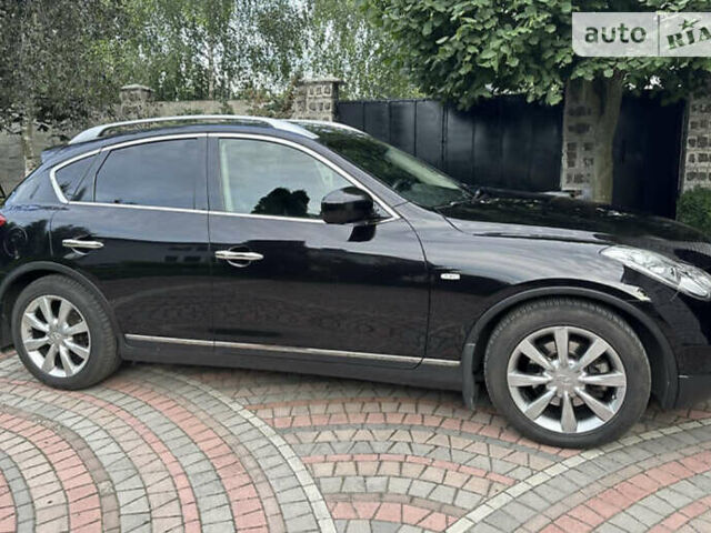 Черный Инфинити EX 25, объемом двигателя 2.5 л и пробегом 130 тыс. км за 14600 $, фото 1 на Automoto.ua