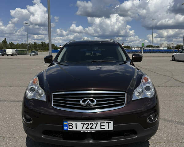 Коричневый Инфинити EX 37, объемом двигателя 3.7 л и пробегом 185 тыс. км за 11800 $, фото 1 на Automoto.ua