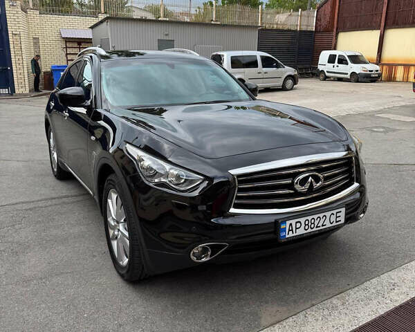 Чорний Інфініті FX 30, об'ємом двигуна 3 л та пробігом 167 тис. км за 16500 $, фото 1 на Automoto.ua