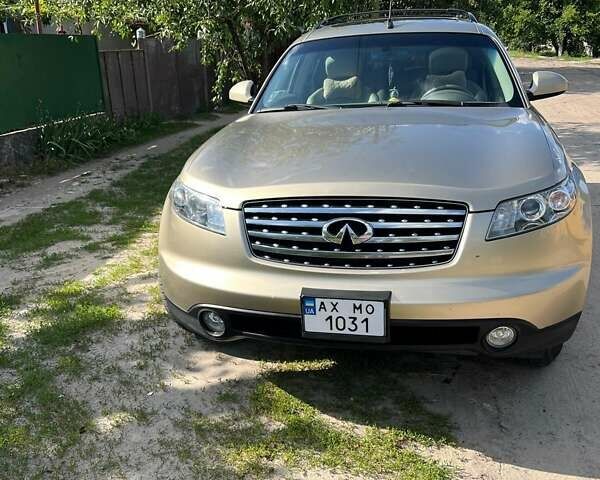 Бежевый Инфинити FX 35, объемом двигателя 3.5 л и пробегом 100 тыс. км за 9000 $, фото 1 на Automoto.ua