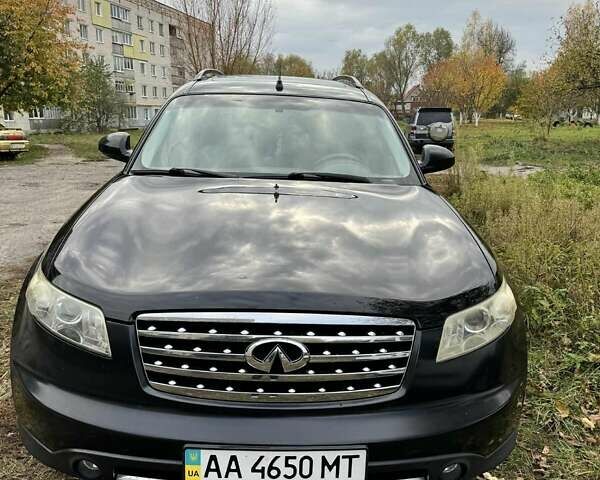 Черный Инфинити FX 35, объемом двигателя 3.5 л и пробегом 180 тыс. км за 9000 $, фото 1 на Automoto.ua