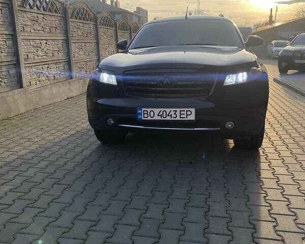 Черный Инфинити FX 35, объемом двигателя 3.5 л и пробегом 170 тыс. км за 7999 $, фото 1 на Automoto.ua