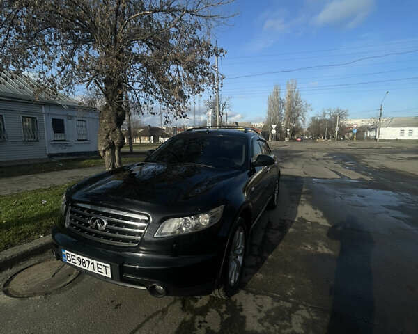 Черный Инфинити FX 35, объемом двигателя 3.5 л и пробегом 178 тыс. км за 11700 $, фото 1 на Automoto.ua