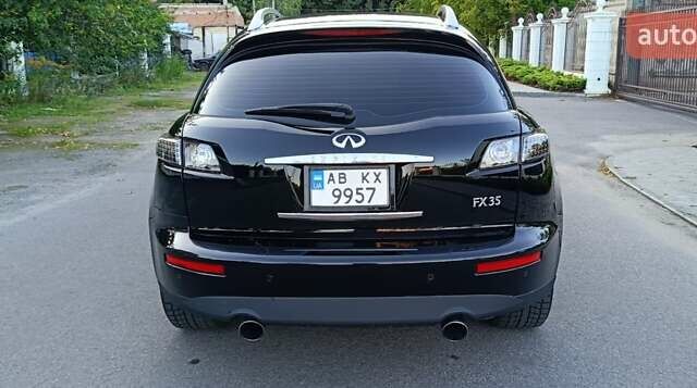 Черный Инфинити FX 35, объемом двигателя 3.5 л и пробегом 187 тыс. км за 9500 $, фото 1 на Automoto.ua