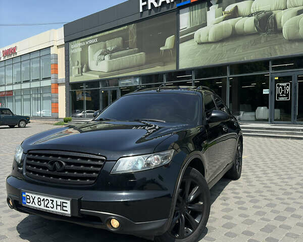 Чорний Інфініті FX 35, об'ємом двигуна 3.5 л та пробігом 170 тис. км за 9750 $, фото 1 на Automoto.ua