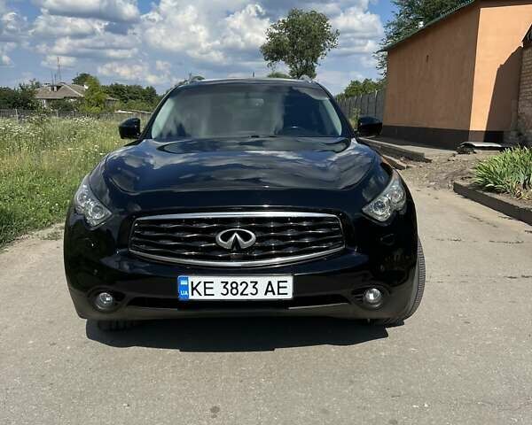 Чорний Інфініті FX 35, об'ємом двигуна 3.5 л та пробігом 90 тис. км за 13999 $, фото 1 на Automoto.ua