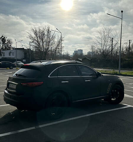 Коричневый Инфинити FX 35, объемом двигателя 3.5 л и пробегом 212 тыс. км за 11700 $, фото 1 на Automoto.ua