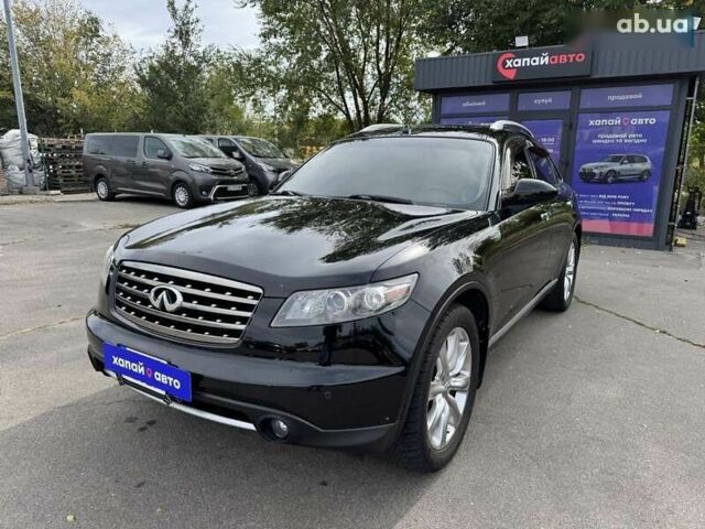 Инфинити FX 35, объемом двигателя 0 л и пробегом 235 тыс. км за 10500 $, фото 1 на Automoto.ua