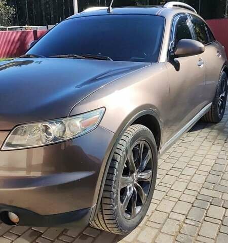 Инфинити FX 35, объемом двигателя 3.5 л и пробегом 327 тыс. км за 9400 $, фото 1 на Automoto.ua