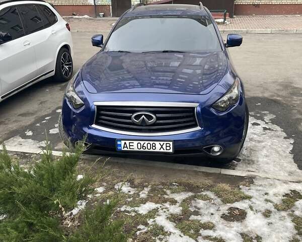 Синий Инфинити FX 35, объемом двигателя 3.5 л и пробегом 207 тыс. км за 13500 $, фото 1 на Automoto.ua