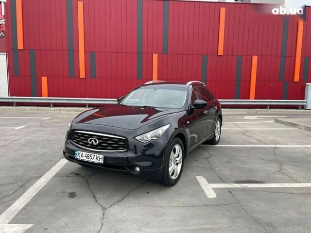 Чорний Інфініті FX 37, об'ємом двигуна 3.7 л та пробігом 201 тис. км за 14700 $, фото 1 на Automoto.ua