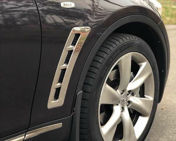 Коричневий Інфініті FX 37, об'ємом двигуна 3.7 л та пробігом 314 тис. км за 11700 $, фото 1 на Automoto.ua