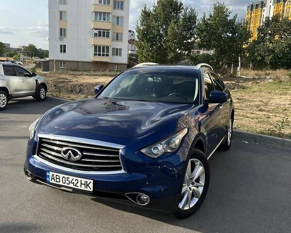 Інфініті FX 37, об'ємом двигуна 3.7 л та пробігом 180 тис. км за 17200 $, фото 1 на Automoto.ua