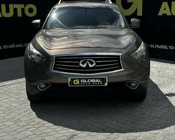 Інфініті FX 37, об'ємом двигуна 0 л та пробігом 220 тис. км за 12900 $, фото 1 на Automoto.ua
